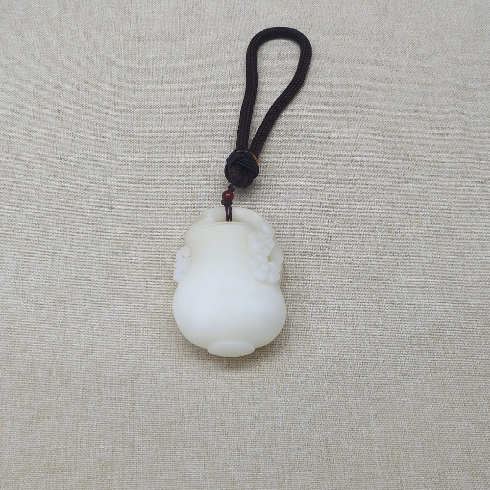 砗磲花瓶雕件
